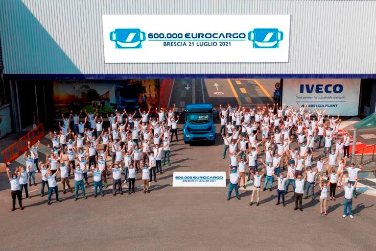  IVECO viert de 600.000ste Eurocargo gebouwd in zijn iconische fabriek in Brescia 